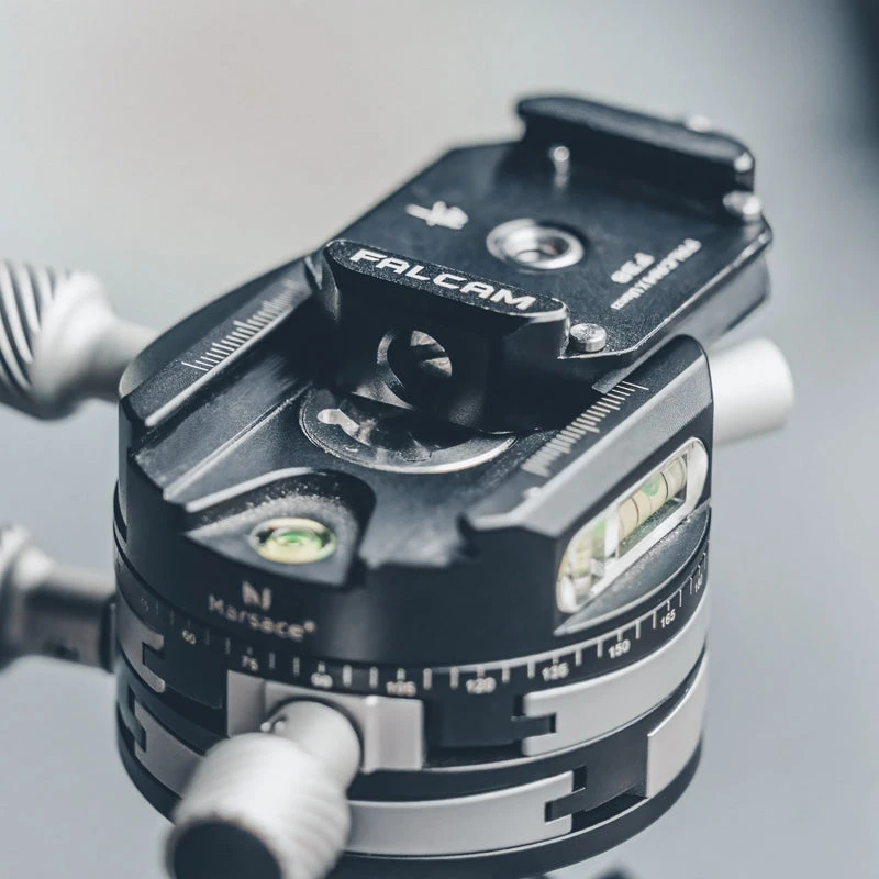 فالكام كاميرا F38 Quick Release Bottom Plate 2270