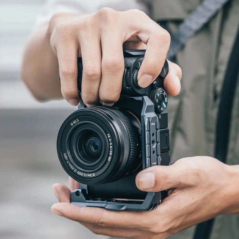 أولانزي كاميرا Falcam F22 & F38 & F50 Quick Release Cage Sony a7C II C00B3A01
