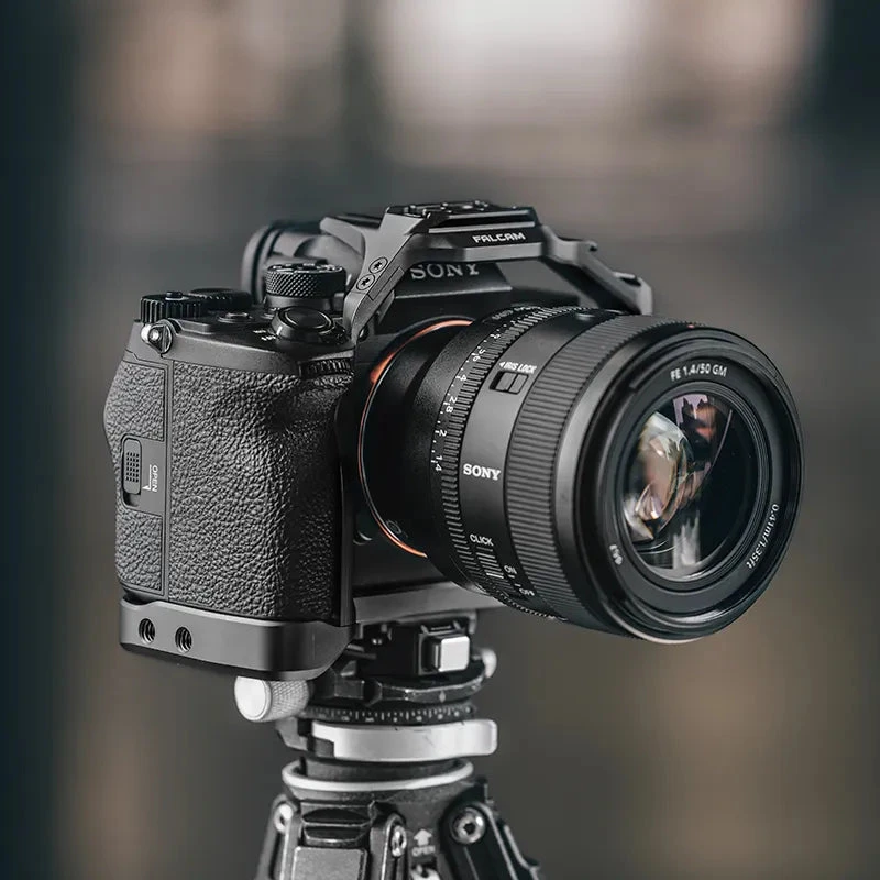 Falcam F38 Quick Release Camera Cage for Sony Alpha 7 V/ Alpha 7R V/ Alpha 7 IV