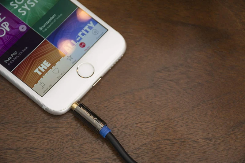 سابرنت كابل ٣.٥ مم Gold Plated Premium Auxiliary Male To Male AUX 26 Feet