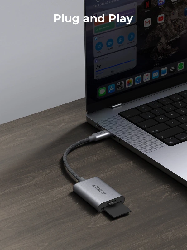 أوكي شاحن UH C01 USB C to Card Reader Hub